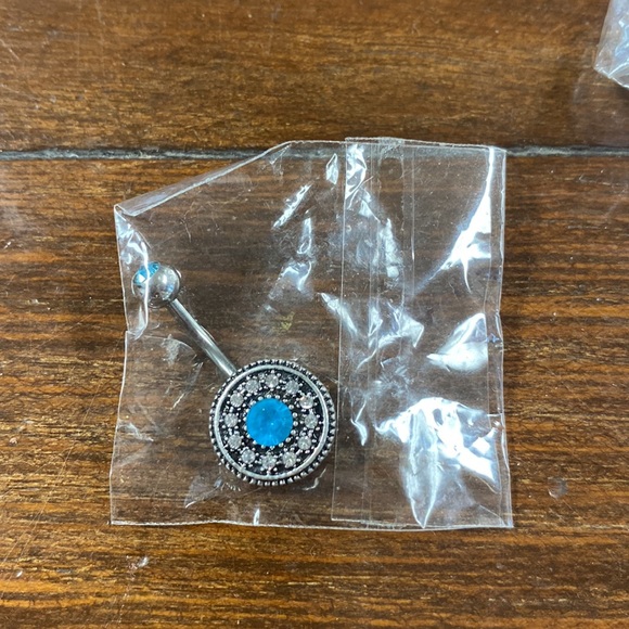 Bellybutton rings - Picture 2 of 6